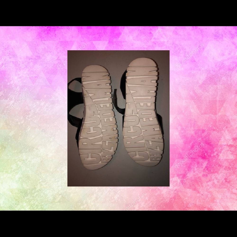 Summer sandals
